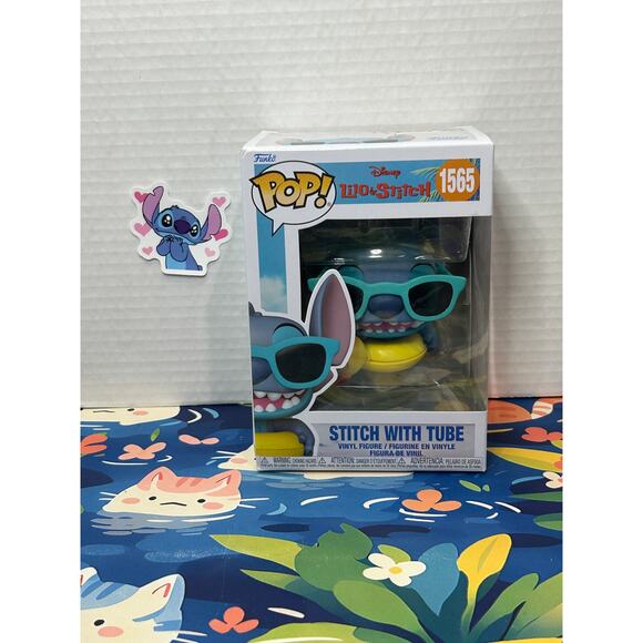 Lilo & Stitch Stitch with Duck Tube Funko Pop! Vinyl #1565 - Picture 1 of 13